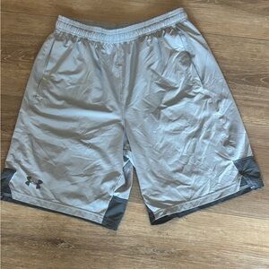 Under Armour Men's Light Gray Athletic Shorts